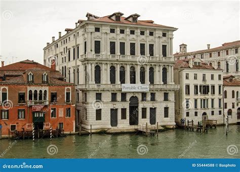 fondazione prada venezia acqua alta|Venezia .